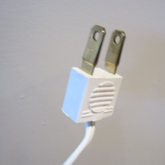 Boston Bruins Hockey Player Vintage Ceramic Lamp Arnels - Used/Works- No Shade - Picture 5 of 16